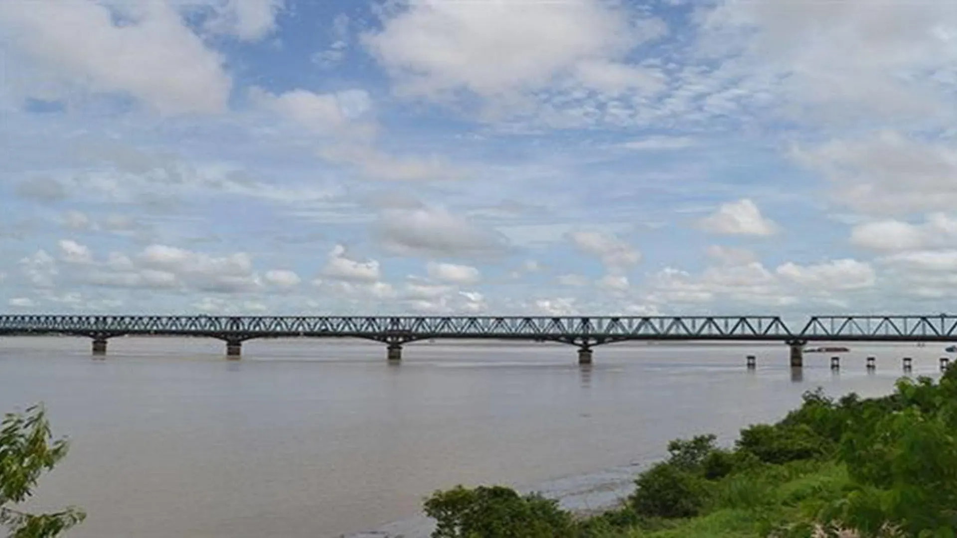 Excel River View Yangon Hotell